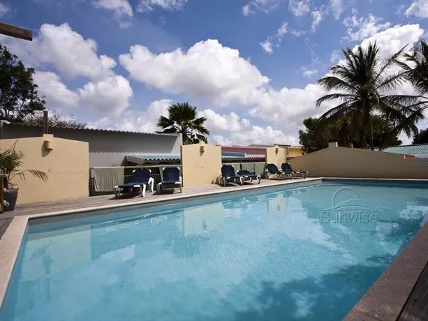 Casa Gris - Image 1