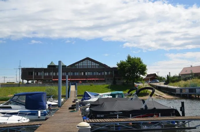Resort Marina Labe - Image 1