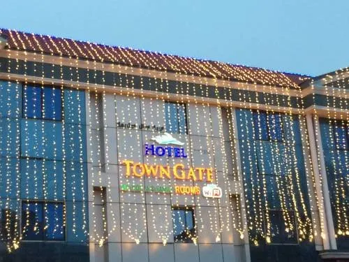 Hotel Town Gate - Image 1
