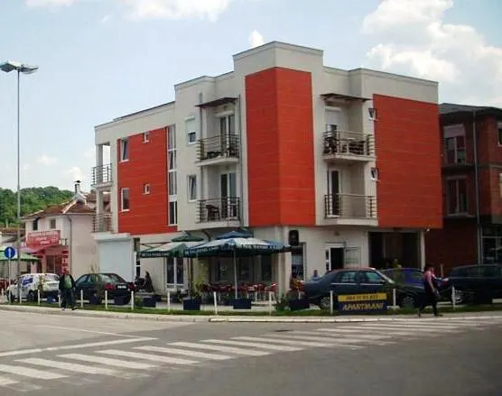 Apartments Banja & Luxury Rooms - Image 1