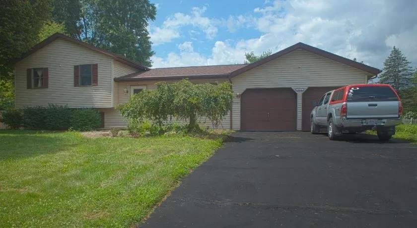 Spacious, cozy private room in Wooster - Image 1