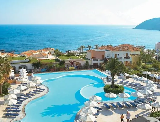 Grecotel Club Marine Palace & Suites - Image 1