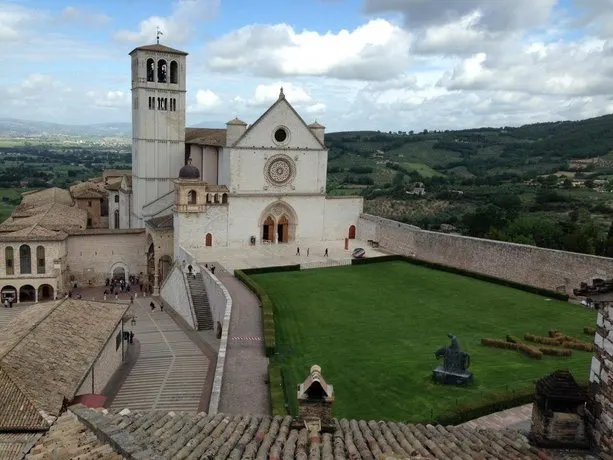 Assisi Relax - Image 1