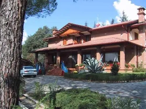 Bella Magione B&B In Villa - Image 1