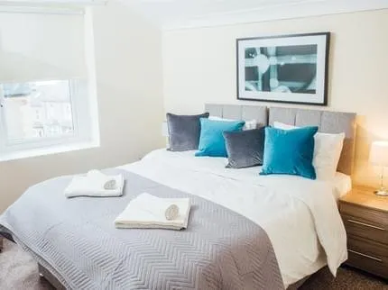 Holton House Barry - Image 1