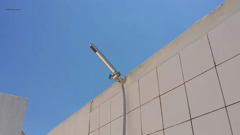 JP Blue House - Image 1