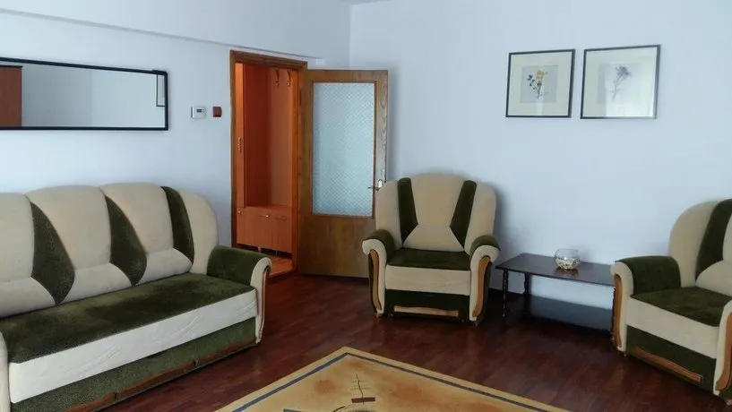 Sea View Noblesse Apartment Constanta - Image 1