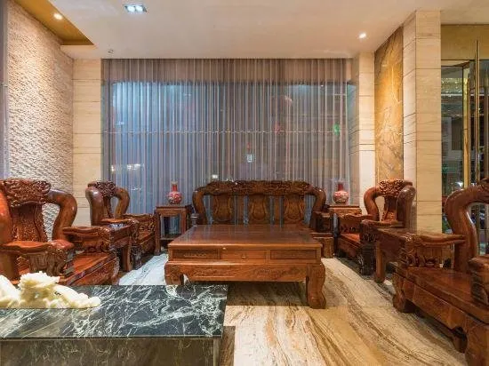 Baozhongbao International Hotel (Nanzhou South Road Pedestrian Street Branch) - Image 1