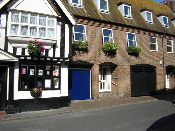 Quay House - Image 1
