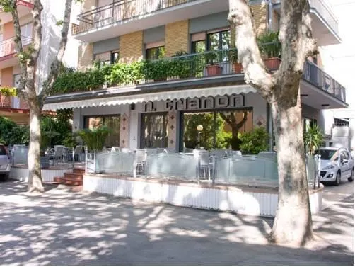 Hotel Trianon - Image 1