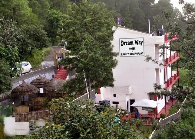 Hotel Dreamway - Image 1