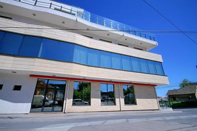 Hotel Eden - Image 1