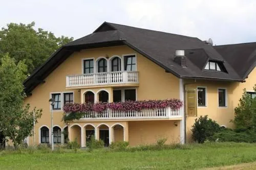 Gostilna s prenocisci Vovko - Image 1