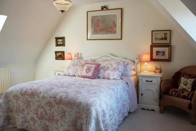Westwood Lodge - Image 1