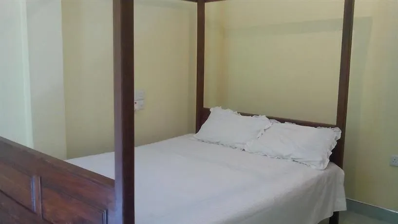Mahinda Riverface Hotel - Image 1