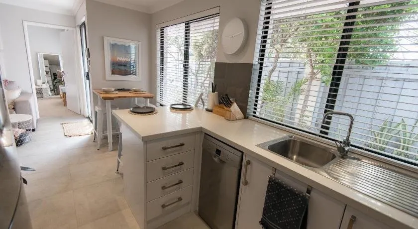 Mindarie Retreat - Image 1