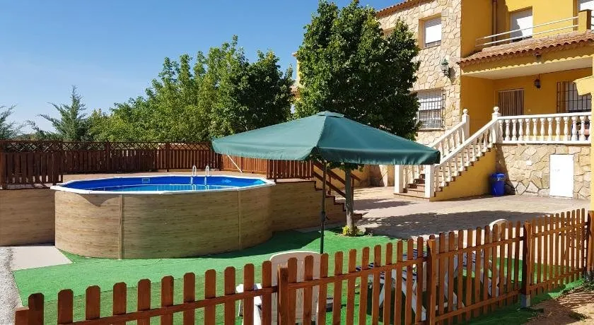 Chalet Las Praderas - Image 1