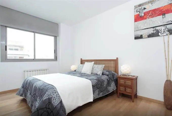 Beach Apartment Barcelona - Image 1