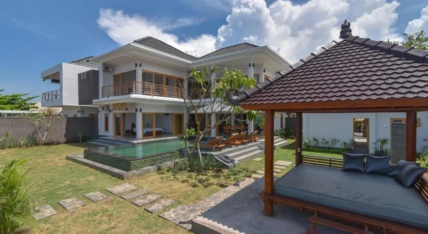 Manik Segara Villas - Image 1