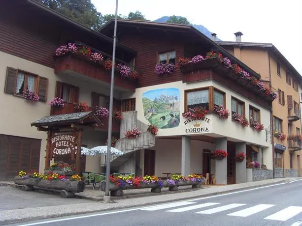Hotel Corona - Image 1