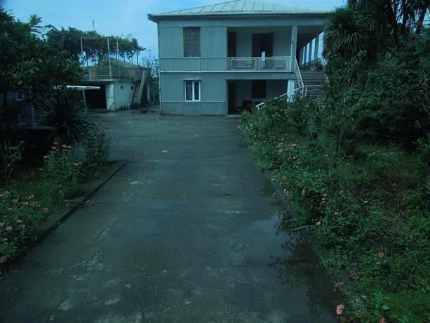 Zaza House - Image 1