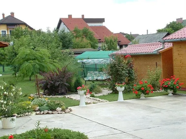 Zsuzsi Vendégház - Image 1