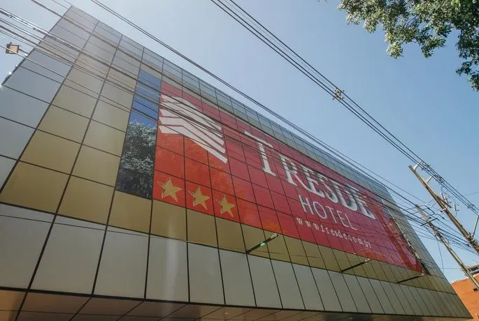 Hotel Tresde - Image 1