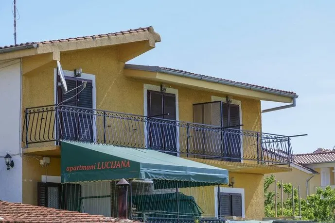 Apartments Lucijana - Image 1