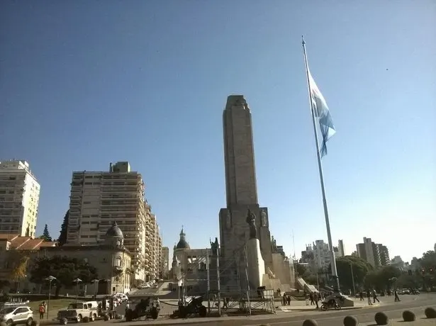 Nuevo City Hotel - Image 1