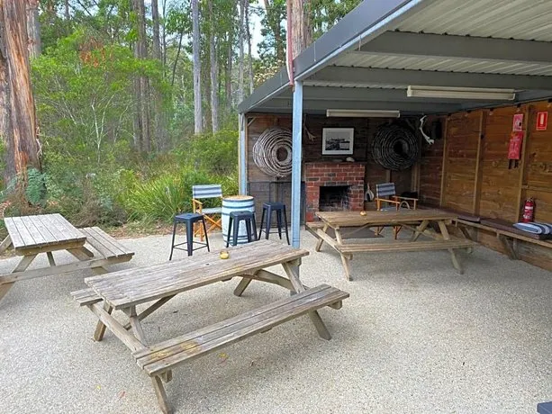 Far South Wilderness Lodge - Image 1