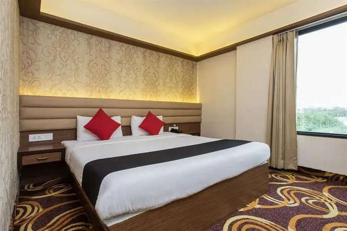 Palette - Hotel Solaris - Image 1