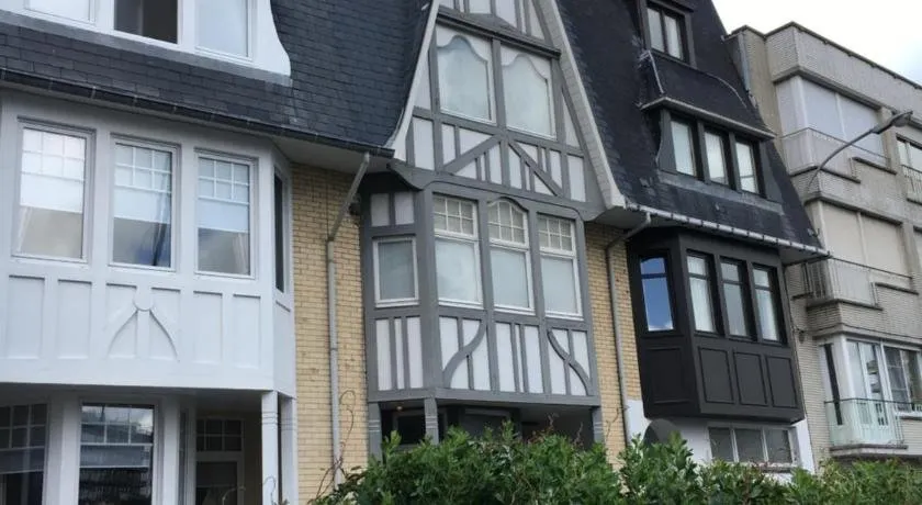Maison d'Amitie - Image 1
