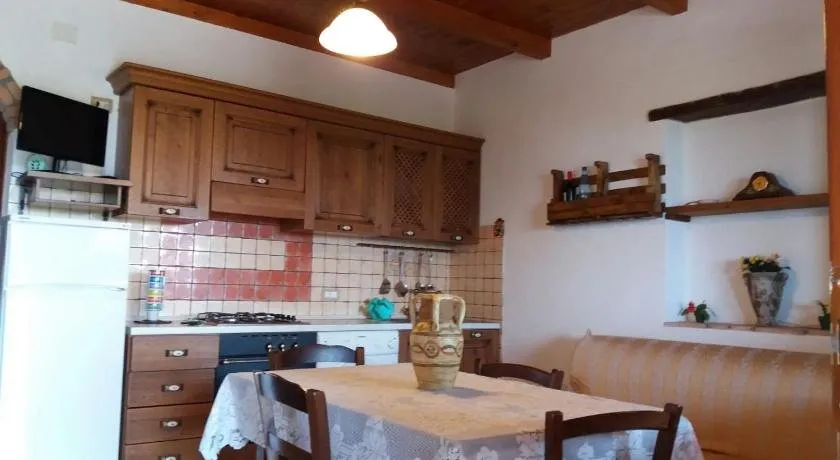 Country Bellavista - Image 1