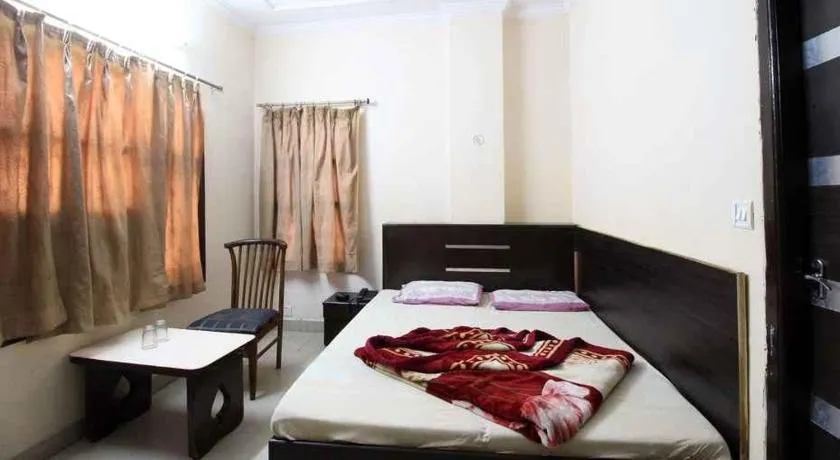 Hotel Maharaja - Image 1