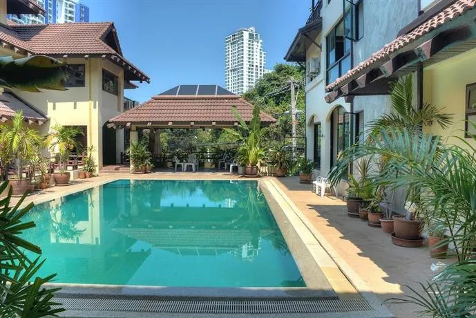 Home Dolphin Place Pattaya - Image 1