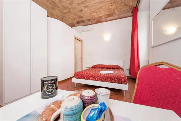 Eleven Rome Inn - Image 1