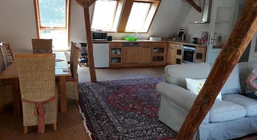 Bio Ferienwohnung Hof Imkerei Salehi - Image 1