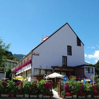 Hotel Angelo - Image 1