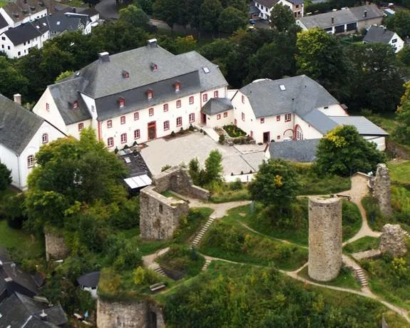 Burghaus Kronenburg - Image 1