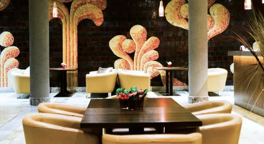 Silesia Hotel - Image 1
