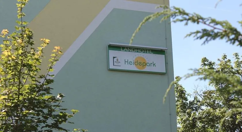 Landhotel Heidepark - Image 1