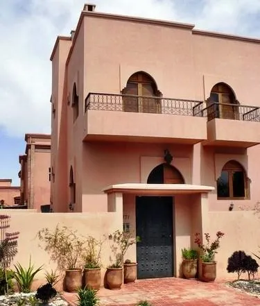 Villa Latifa - Image 1