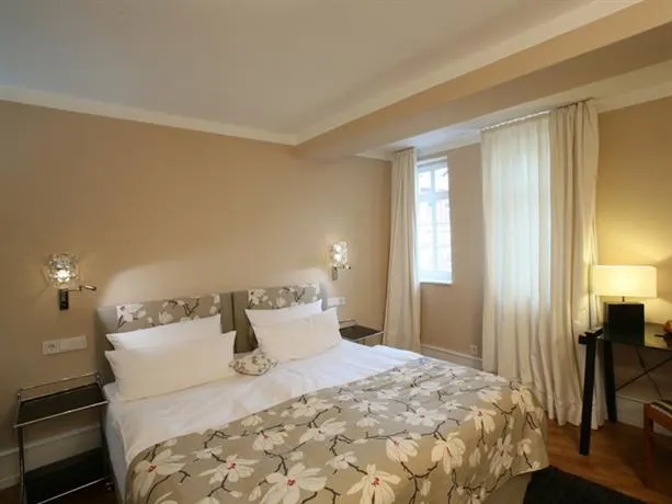 Eltvinum Restaurant, Hotel & Vinothek - Image 1