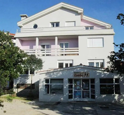 Apartments Nina - Image 1