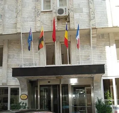 Saros Hotel - Image 1