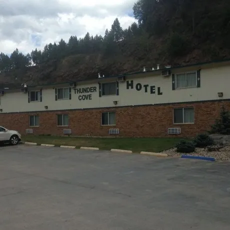The Thunder Cove Hotel - Image 1