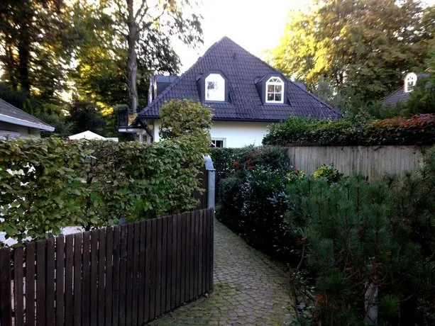 Gartenapartment Pullach - Image 1