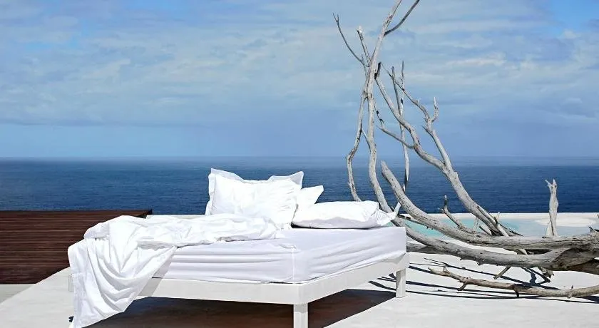 PG - Beach House - Image 1