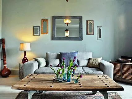Large Apartment On Royal Parade - Sleeps 10 - Image 1
