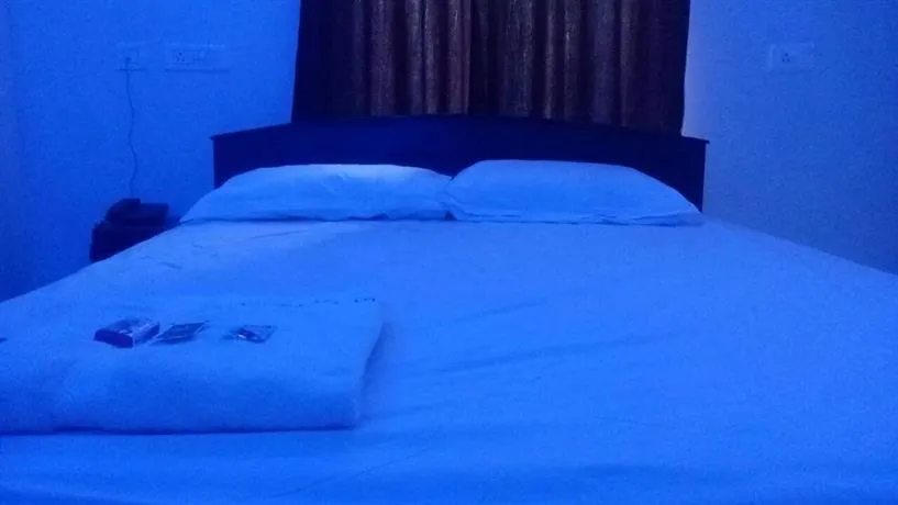 Comfort Inn - Image 1